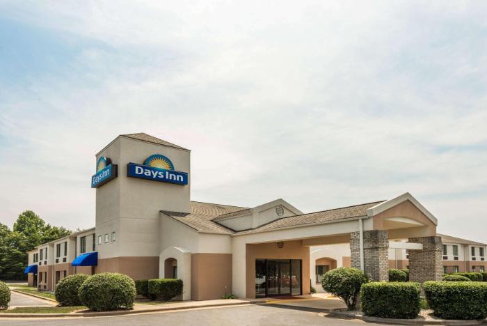 days inn by wyndham yadkinville