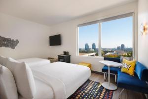 aloft atlanta perimeter center