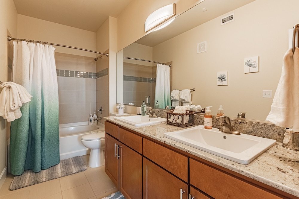 modern mountain view very clean