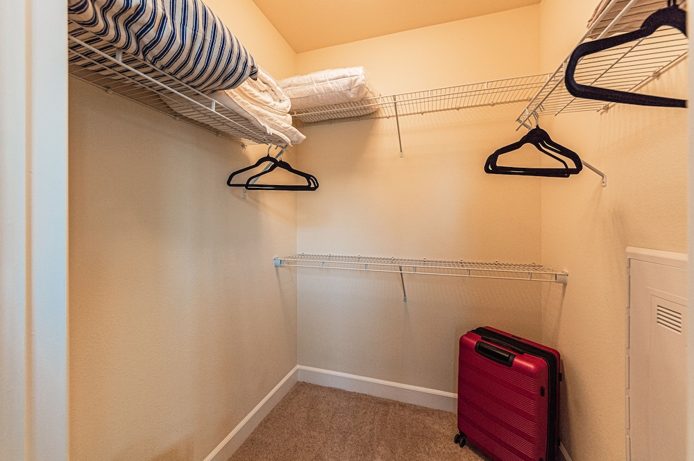 modern mountain view very clean