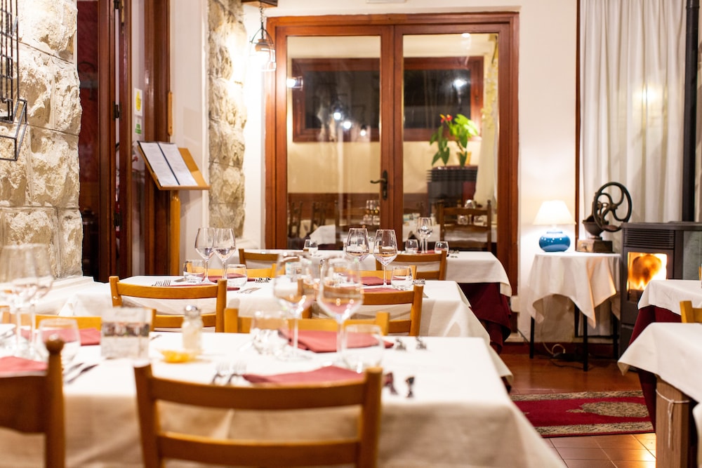 hotel ristorante il caminetto