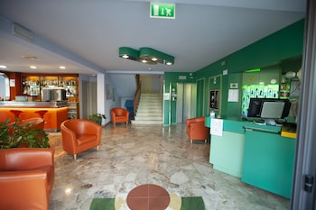 hotel mirage bellaria