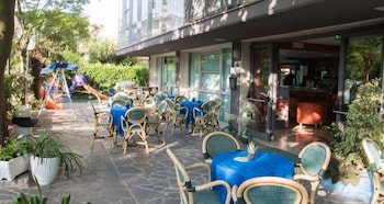 hotel mirage bellaria