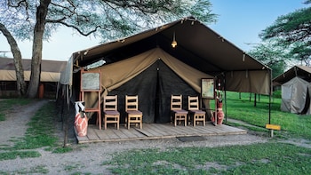 Africa Safari South Serengeti,Ngorongoro Conservation Area>>Karatu,3 star