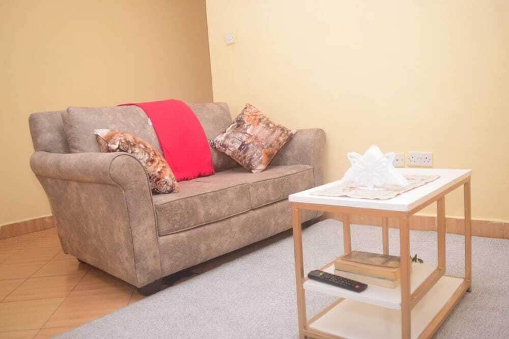 stay plus makey cozy homes