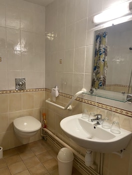 Hotel Du Cerf,Marzy>>La Guerche-Sur-L'aubois,3 star