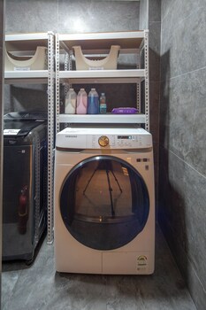 yaja hotel peace square branch