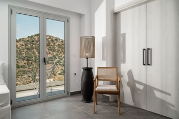 stella luxury apartments