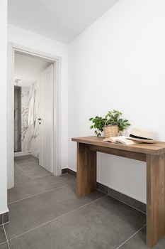 stella luxury apartments