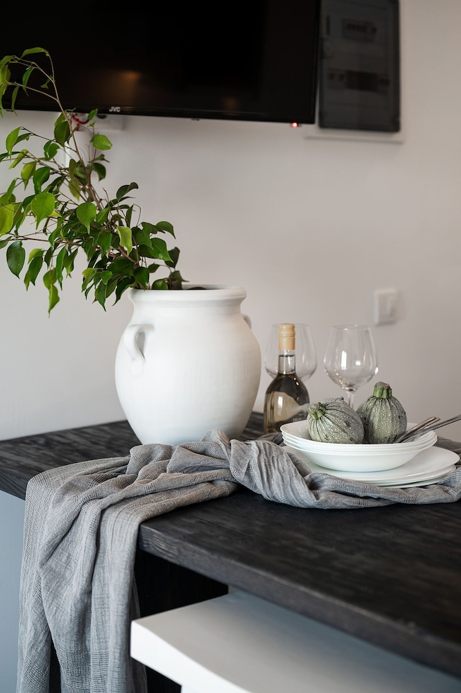 stella luxury apartments