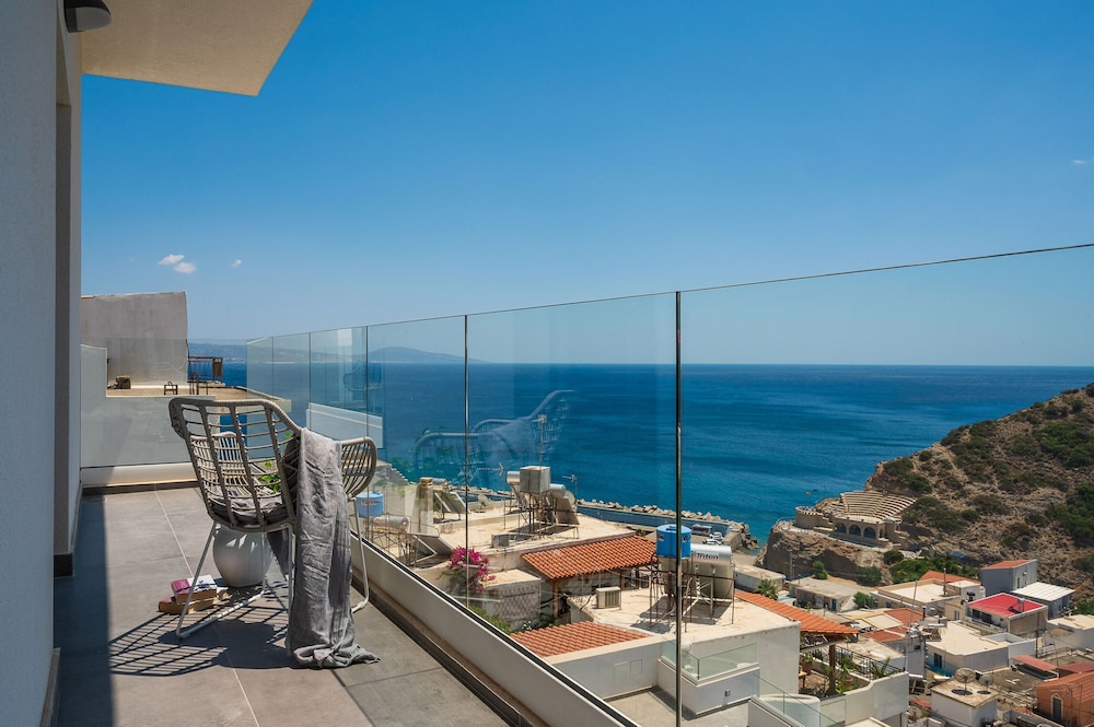 stella luxury apartments
