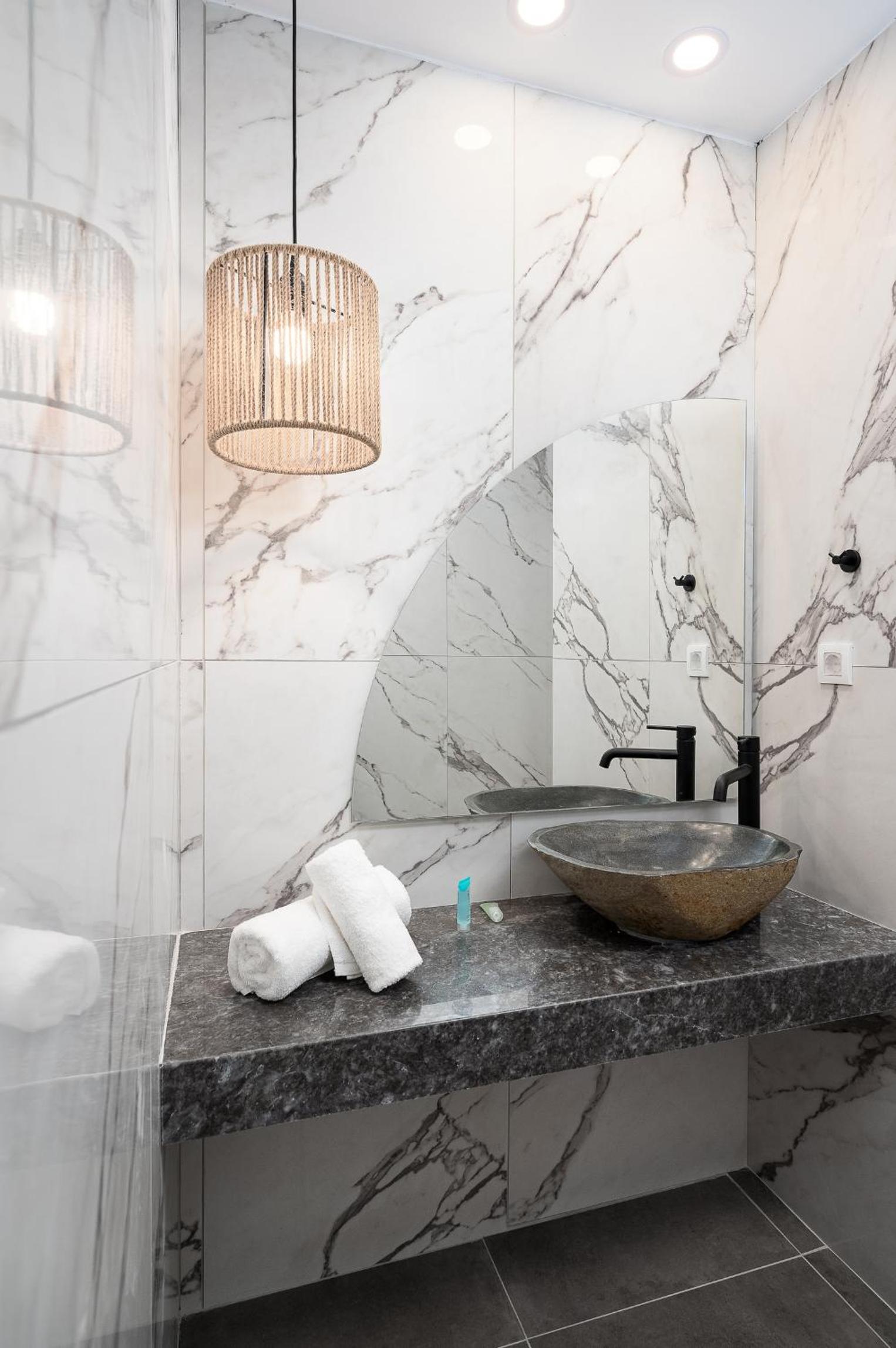 stella luxury apartments