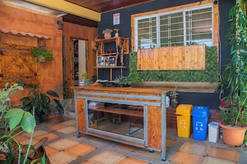 gardens house airport juan santamara a alajuela