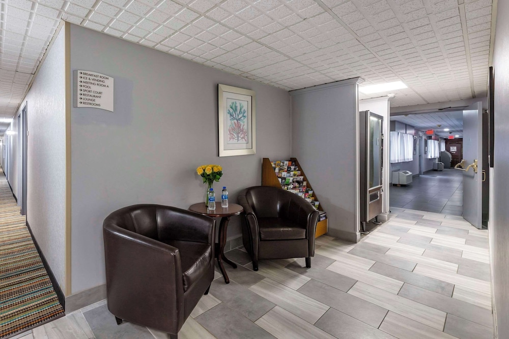 quality inn austintown youngstown west