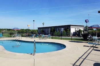 quality inn austintown youngstown west