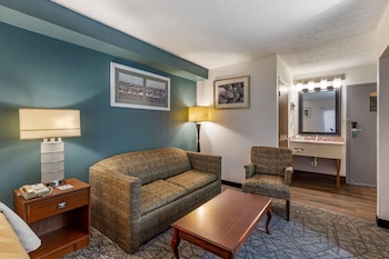 quality inn austintown youngstown west