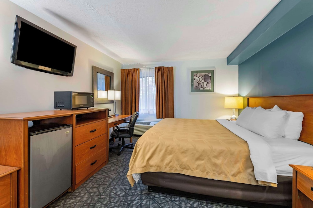 quality inn austintown youngstown west
