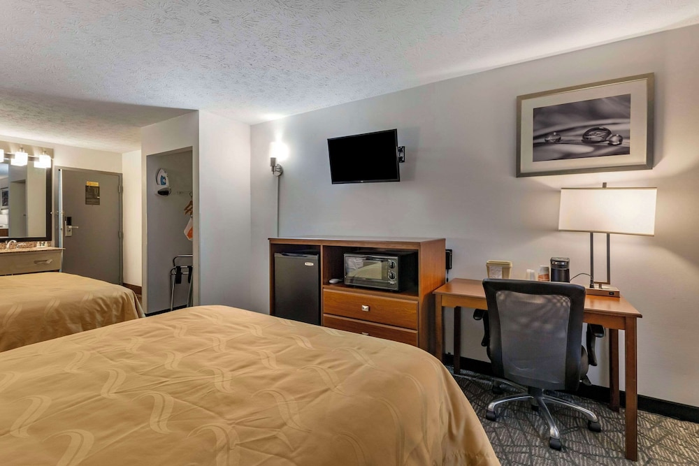 quality inn austintown youngstown west