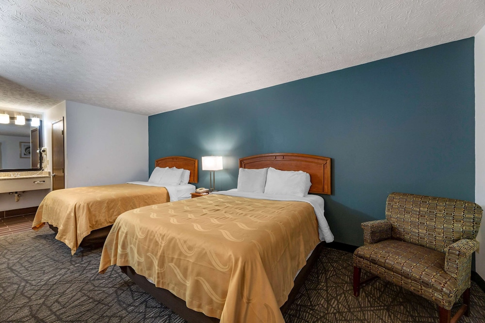 quality inn austintown youngstown west