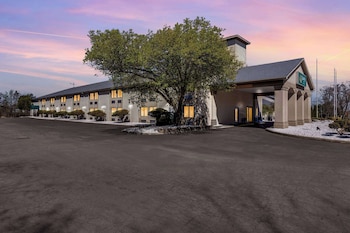 quality inn austintown youngstown west