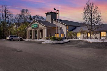 quality inn austintown youngstown west
