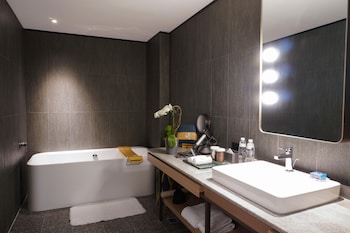 tai urban resort