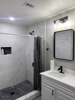 stop inn stay hostels