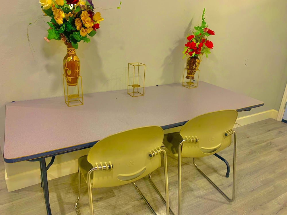 stop inn stay hostels