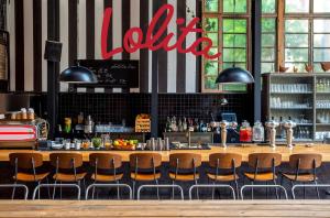 blueberry nights hotel