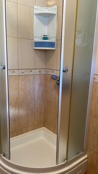 central apartment bol