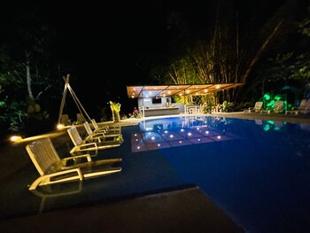 quepos