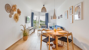 sun and snow lets sea baltic park