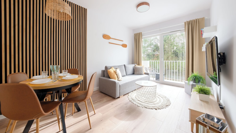 sun and snow lets sea baltic park