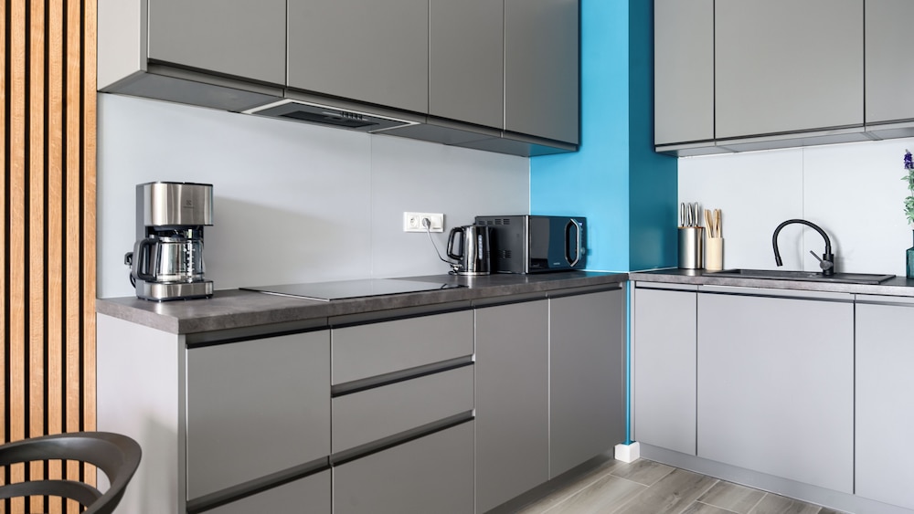 sun and snow lets sea baltic park