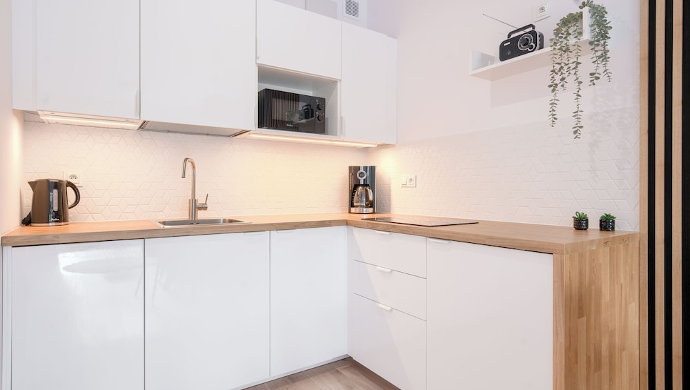 sun and snow lets sea baltic park