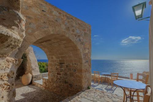 malvasia traditional hotel