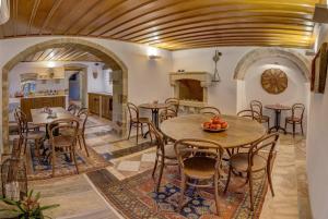 malvasia traditional hotel