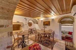 malvasia traditional hotel