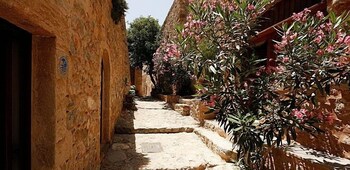 malvasia traditional hotel