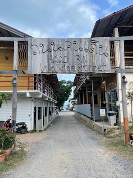 u hostel koh phangan