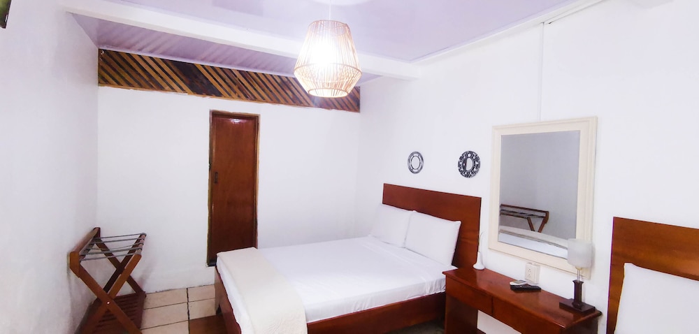 hotel aldea pura vida