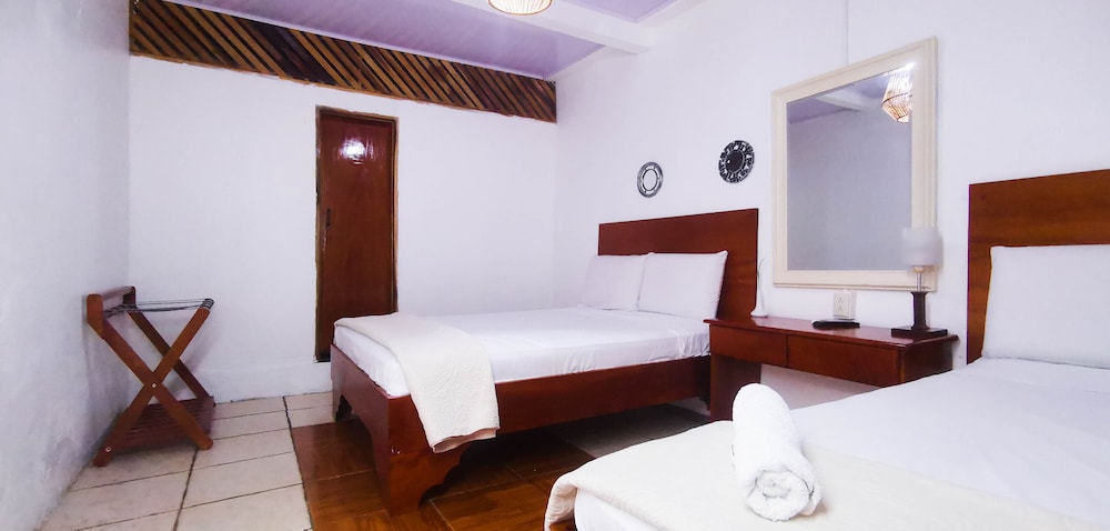 hotel aldea pura vida