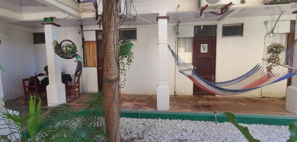 hotel aldea pura vida