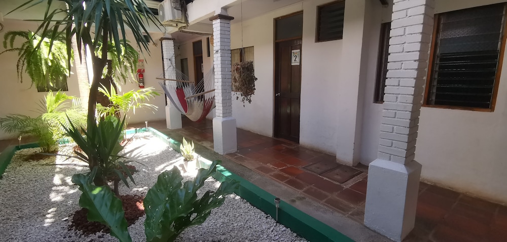 hotel aldea pura vida