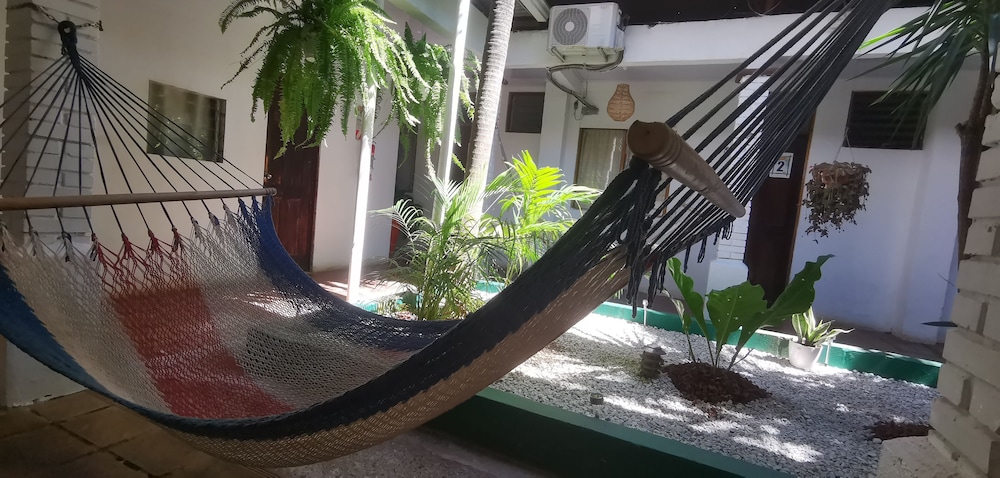 hotel aldea pura vida