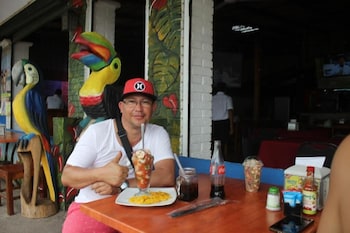 hotel aldea pura vida