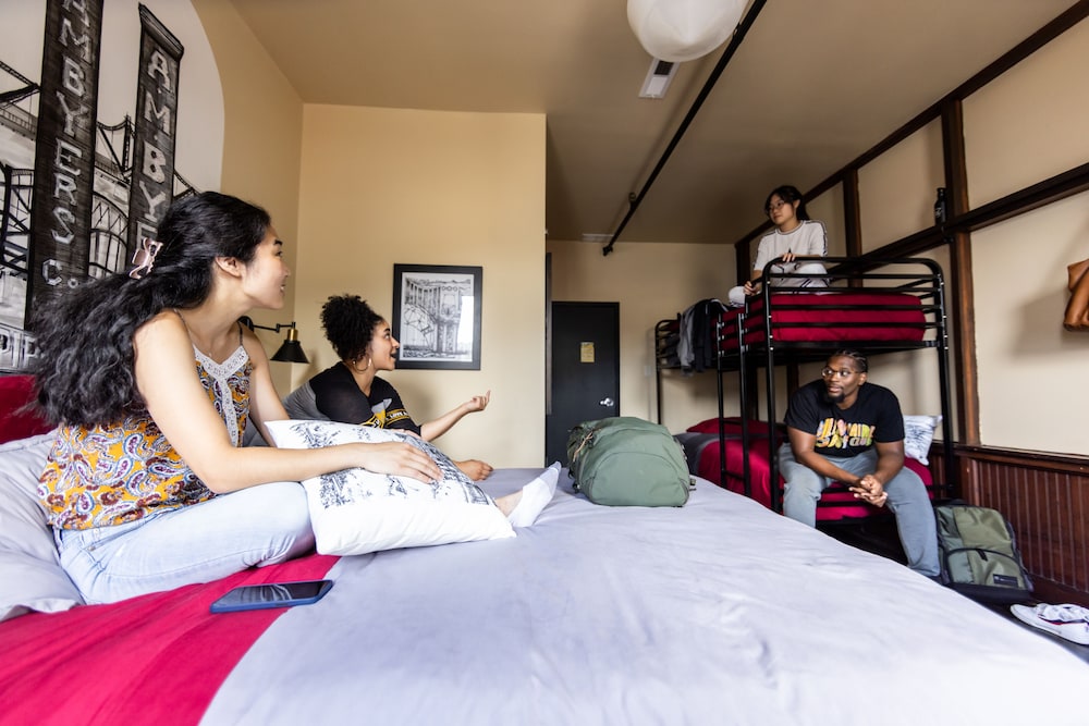 travelers rest hotel