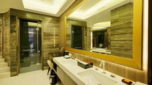 crowne plaza zhangzhou by ihg