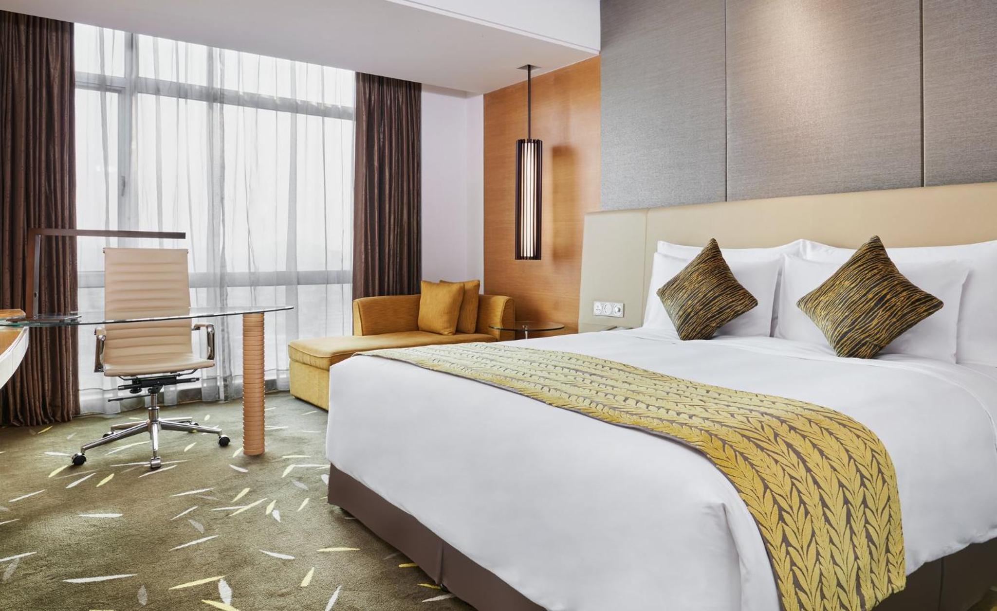 crowne plaza zhongshan wing on city by ihg