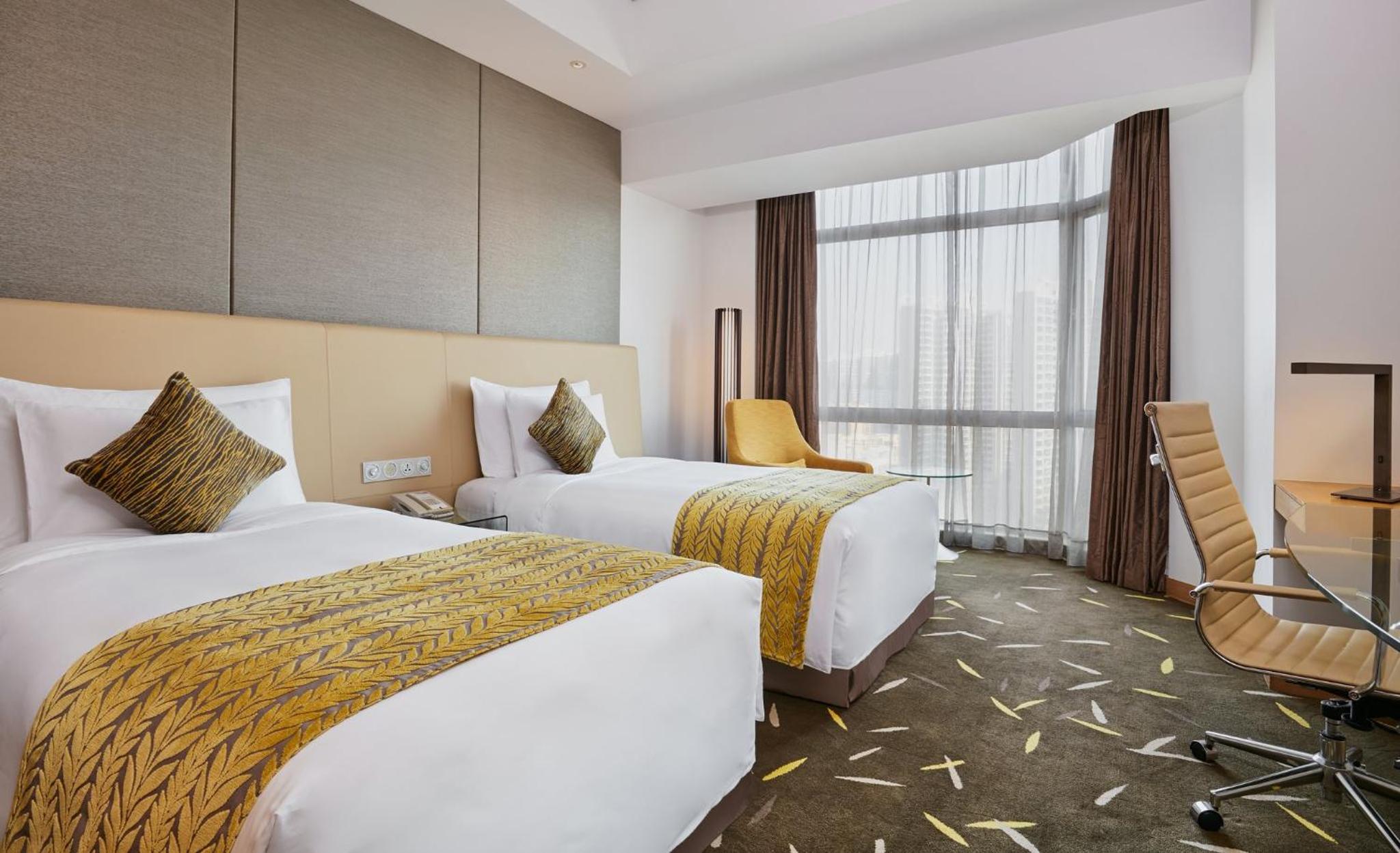 crowne plaza zhongshan wing on city by ihg